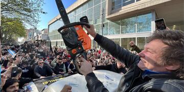 Javier Milei, durante su caravana por San Martín - Gentileza