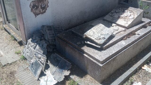 Hallaron 33 placas robadas en el Cementerio de Punta Alta.