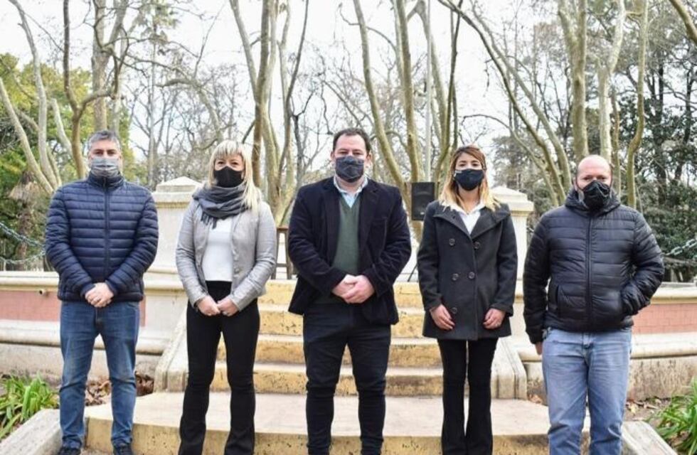 Cartolano presentó su lista de cara a las PASO