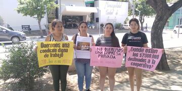 Ex trabajadoras de CISTA manifestaron frente al Municipio de Arroyito