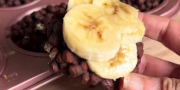 Cómo hacer un postre de banana y chocolate sin azúcar.