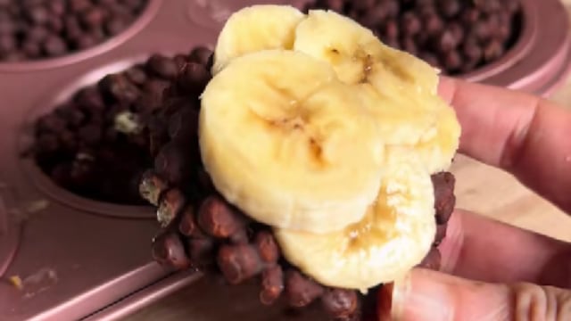 Cómo hacer un postre de banana y chocolate sin azúcar.