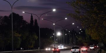 Un municipio de Córdoba dejará de cobrar el alumbrado público en las boletas de la luz.