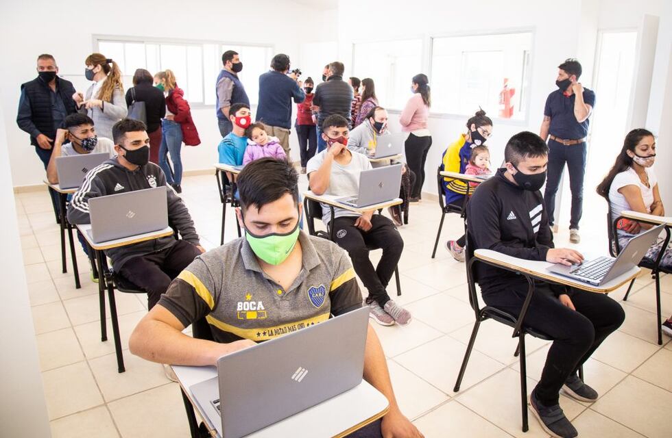 Las Heras inauguró el primer centro NUVE