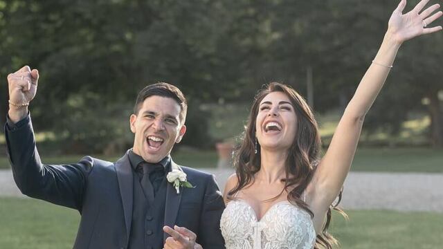 Giovanni Simeone y Giulia Coppini cuando se casaron.
