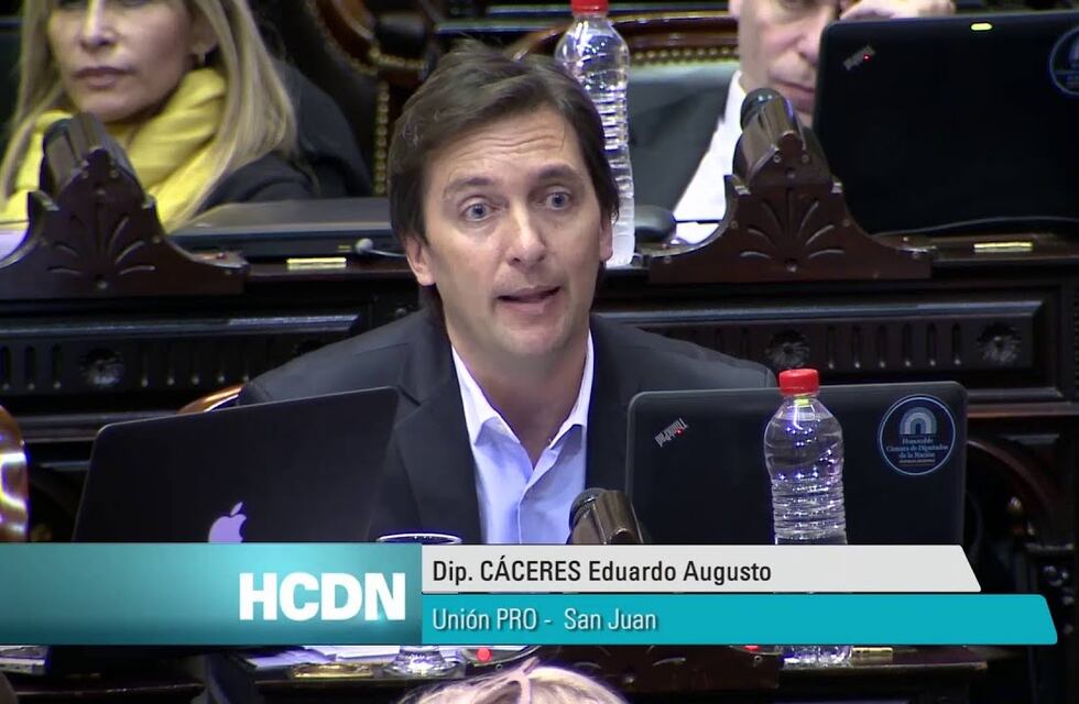 Denunciaron al diputado nacional Eduardo Cáceres por violencia de género