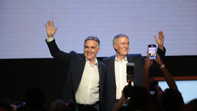Martín Llaryora fue proclamado por Juan Schiaretti, y a su vez lo propuso como candidato a presidente.