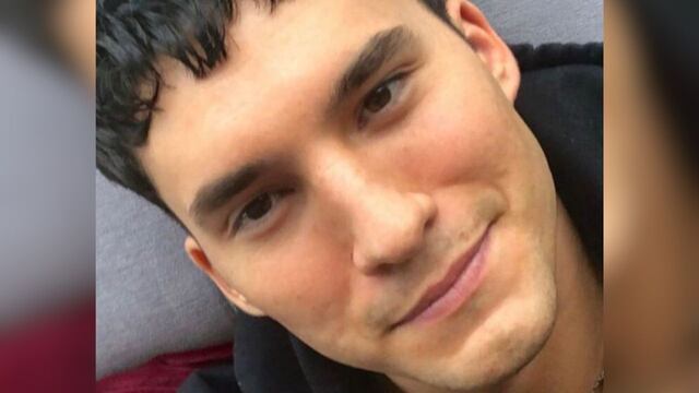 El joven es muy activo en sus redes sociales.