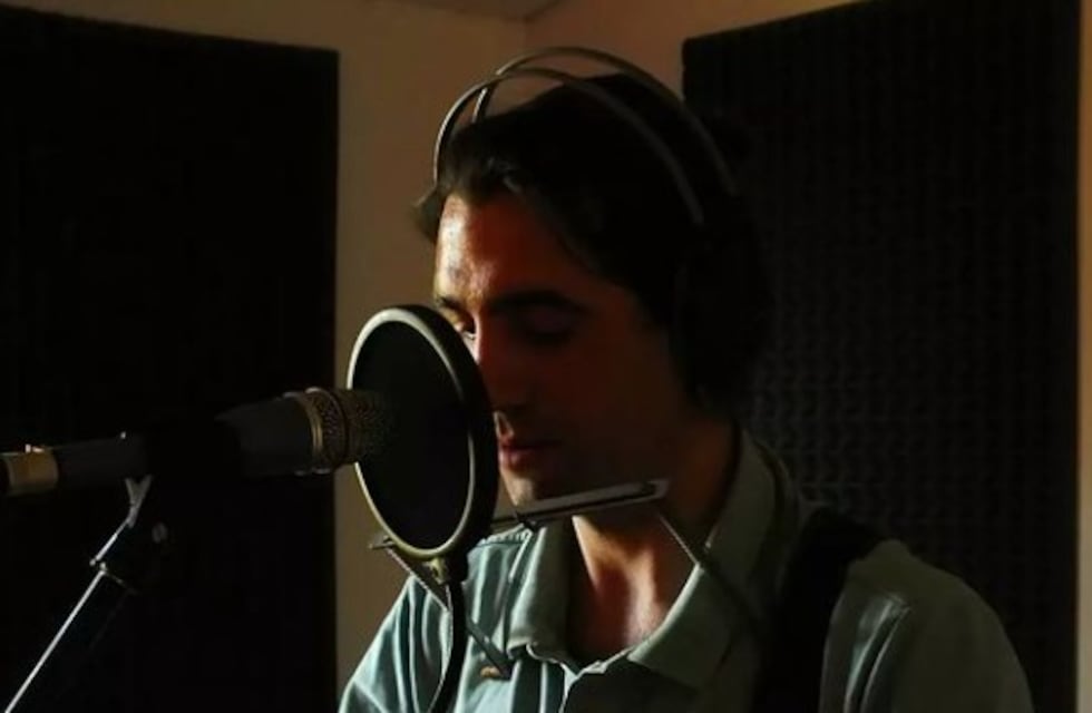 El cantante tresarroyense Pits presenta su  primer disco en el Centro Cultural La Estación