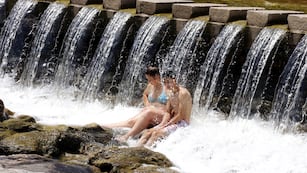 ID:6802049 Ola de Calor Carlos Paz. balneario el Fantasio
yanina aguirre