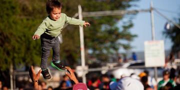 Pérez: multiplicar sonrisas en el Día de la Niñez (La Voz / Archivo).