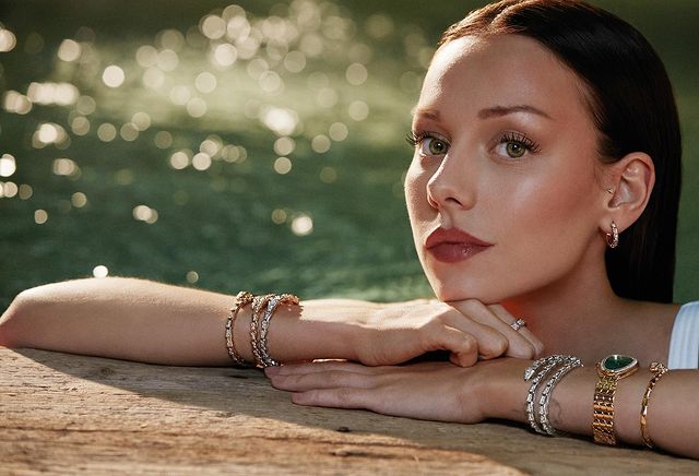 La microbikini negra de Ester Expósito que hizo arder las redes