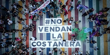 Movilización en la Legislatura contra del proyecto "privatizador" en Costa Salguero
