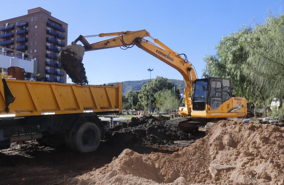 Continúa el programa de obras y arreglos en distintos puntos de Carlos Paz