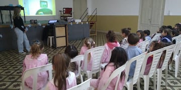 Charlas de educación y concientización ambiental en Tres Arroyos