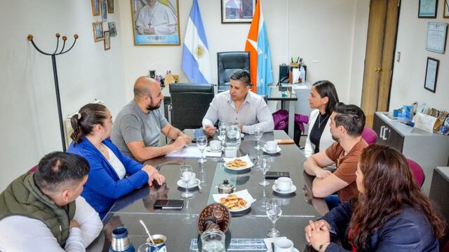 UTHGRA: firman convenio para que los afiliados tengan certificación en manipulación de alimentos