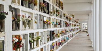 El Cementerio de Conpcepción del Uruguay impmenta nuevas cámaras de video vigilancia.