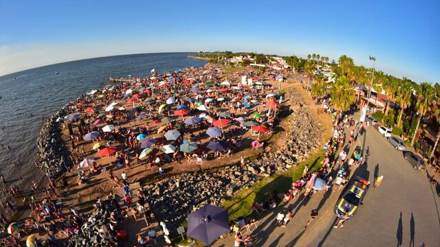 Playas en Miramar de Ansenuza (Gentileza Diego de la Cruz)