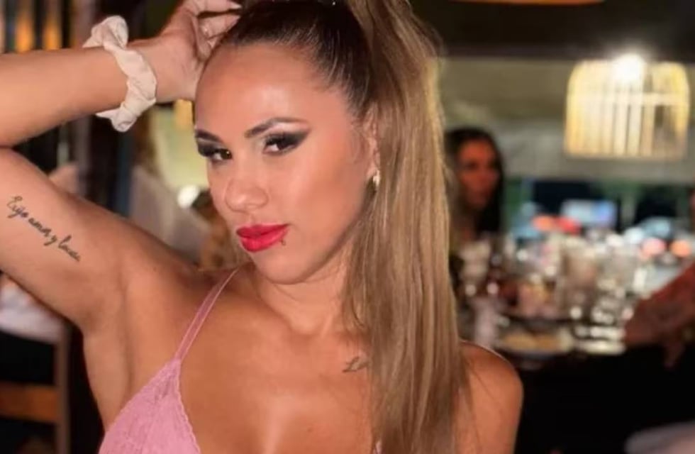 Barby Silenzi lució una microbikini ultra escotada que paralizó República Dominicana