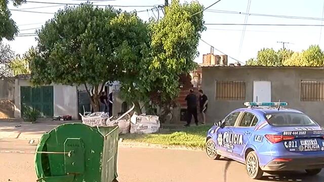 Los tiradores entraron a la vivienda de Khantuta al 1400 por un pasillo lindero.