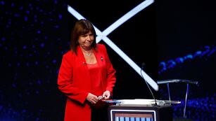 La candidata de Juntos por el Cambio Patricia Bullrich en el segundo debate presidencial. Foto: Clarín