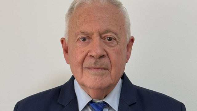 Hugo Pizzi explicó cuál es la mejor fecha para vacunarse ante la súper gripe.