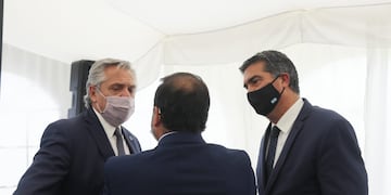 El Presidente y el gobernador durante un nuevo encuentro del bloque de provincias del NEA y NOA.