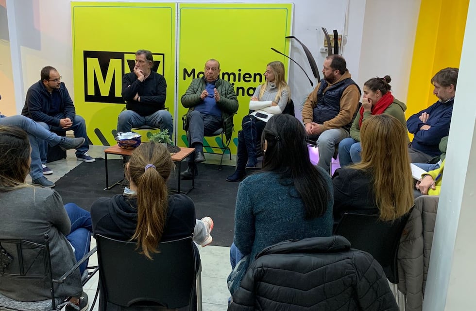 El intendente Sánchez se reunió con los precandidatos de la lista de Claudia Cittadino