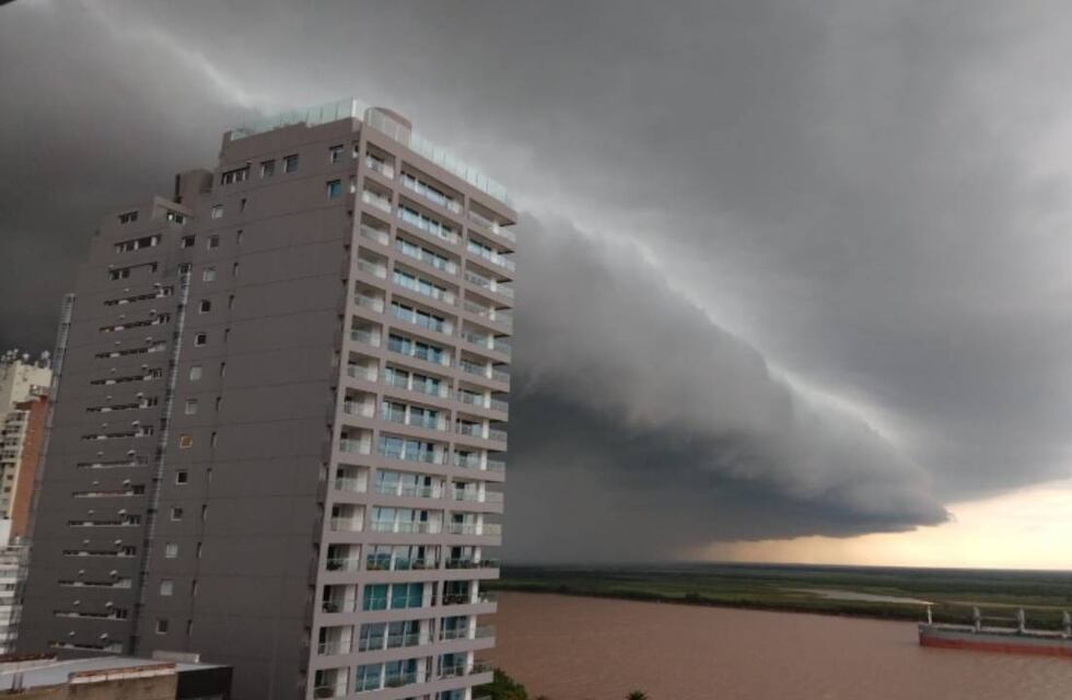 Lanzan un alerta por fuertes tormentas para el miércoles en Rosario