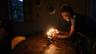 Más de 10 cortes de luz en diferentes zonas de la ciudad de Córdoba.