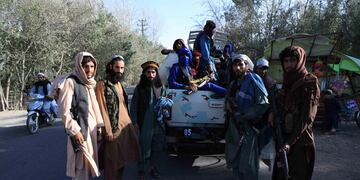 Los talibanes toman el control de Herat, Afghanistan.