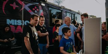 El tráiler Misiones Gamer llegó a Puerto Iguazú.