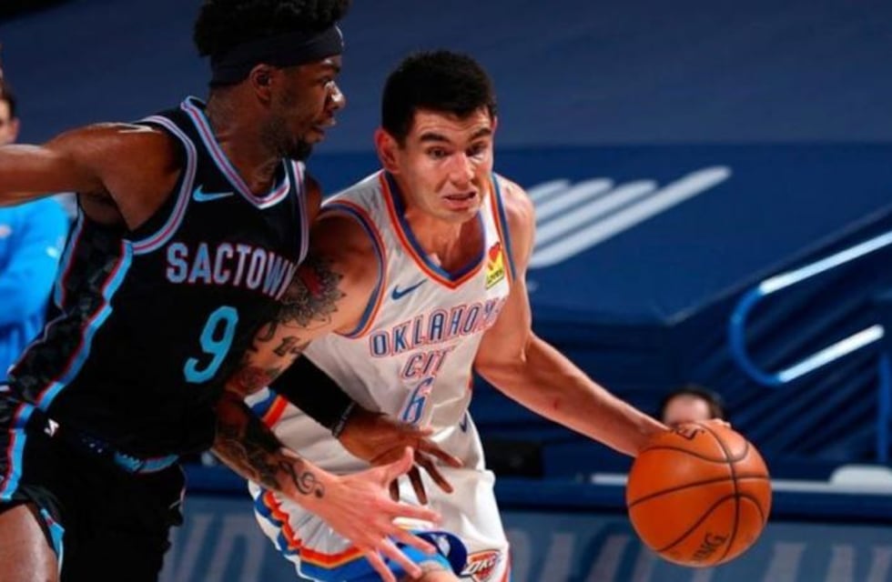 Con 16 puntos en 11 minutos Gabriel Deck sigue sorprendiendo en la NBA