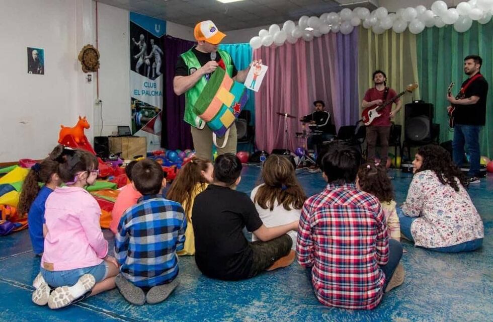La Municipalidad de Ushuaia festejó junto a niños nacidos el 12 de octubre