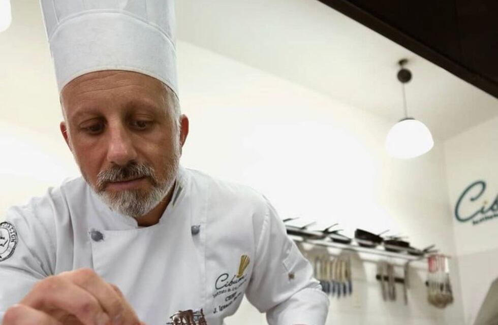 Un chef de Tandil viajó a Cuba para realizar una capacitación a cocineros sobre platos de la ciudad