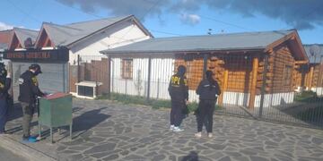 Allanamientos en Esquel por el crimen del joven mapuche en Cuesta del Ternero.