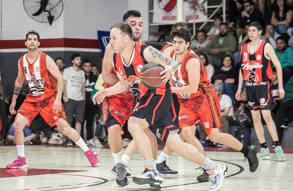Argentino venció a Quilmes y es el primer semifinalista del Oficial de Básquet de Tres Arroyos
