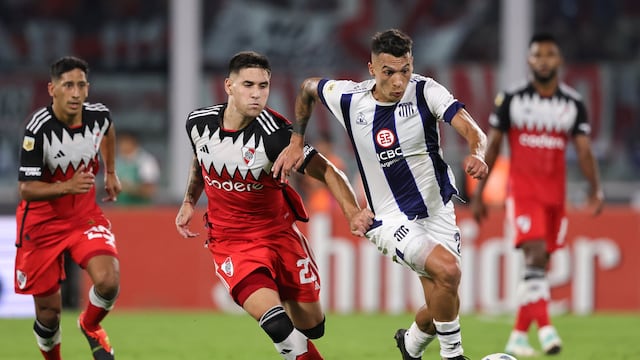 A lo crack. Rubén Botta la rompe en Talleres, y puede estar contra Independiente este sábado (Prensa Talleres).