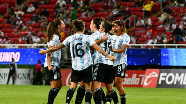 La selección femenina de fútbol (AFA)