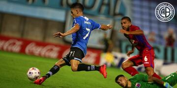Viveza y gol. El picante Juan Pablo Ruiz Gómez, también para el ping pong con doble sentido.