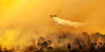 Escena terrorífica. Los incendios, incontrolables en Córdoba (La Voz)