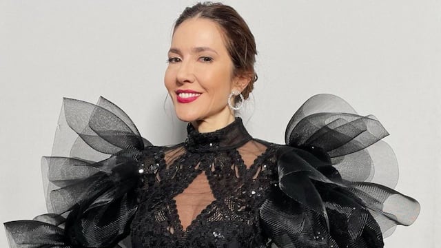 Son idénticas, muy unidas y también es periodista: quién es Lorena, la hermana de Cristina Pérez.