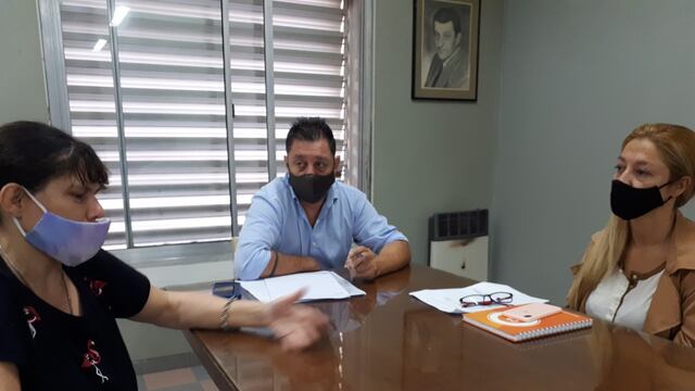 Carla Boidi, Marcelo Trigueros y Yanina Tolosa, asesores de Mársico en el proyecto de enfermedades poco frecuentes