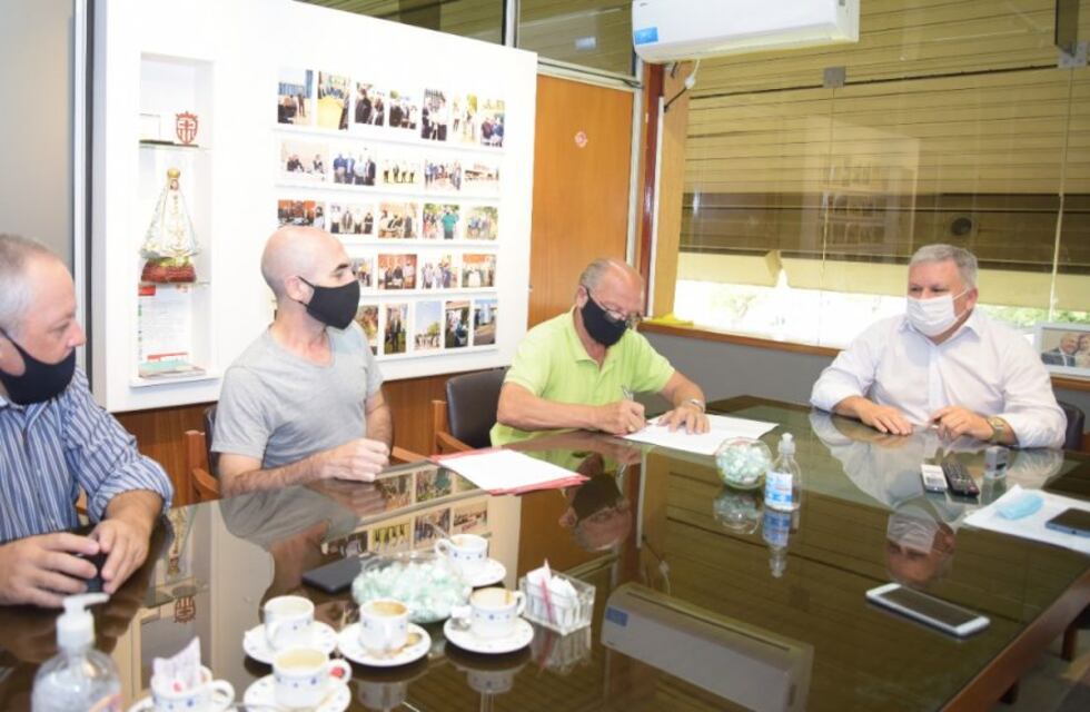 El Municipio firmó un acuerdo con la Mutual de Centro Comercial