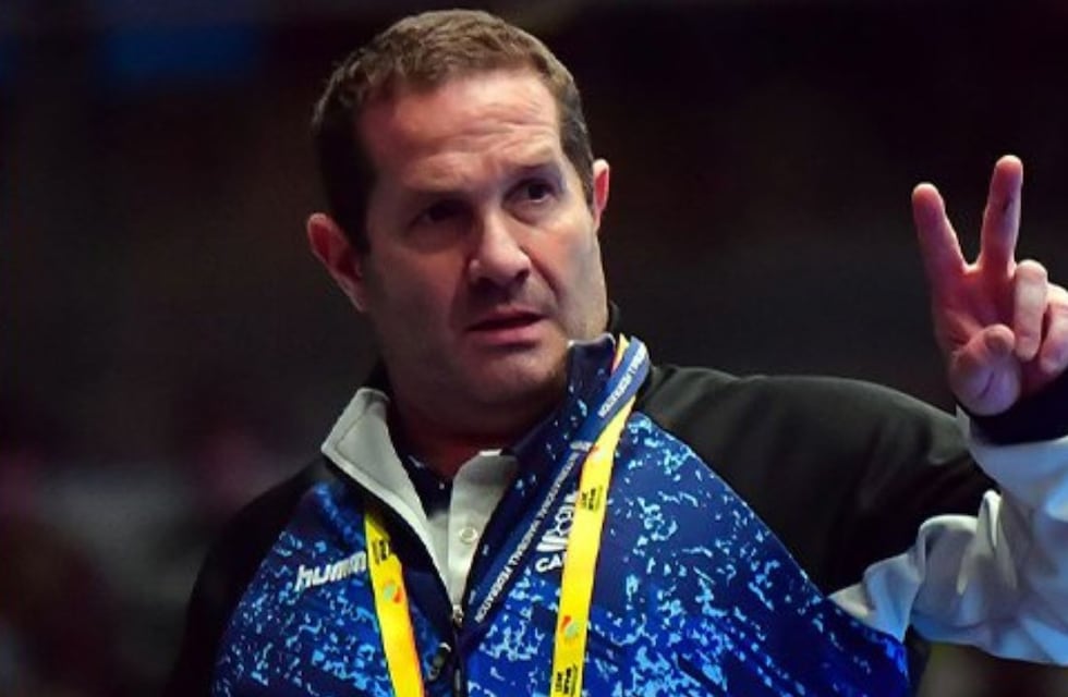 Quién es ‘Dady’ Gallardo, técnico de La Garra que puso el ojo en el handball del Interior