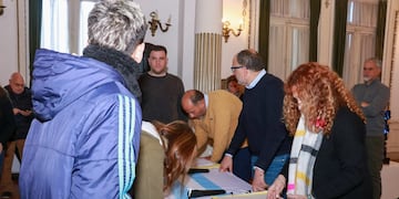 Tres Arroyos: firma de Escrituras (imagen de archivo)