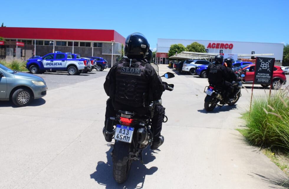 Hubo un feroz tiroteo en un reconocido comercio de Córdoba: lo que se sabe