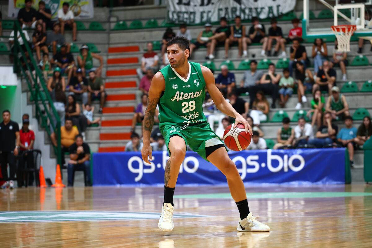 Chuzito González volvió a Atenas.