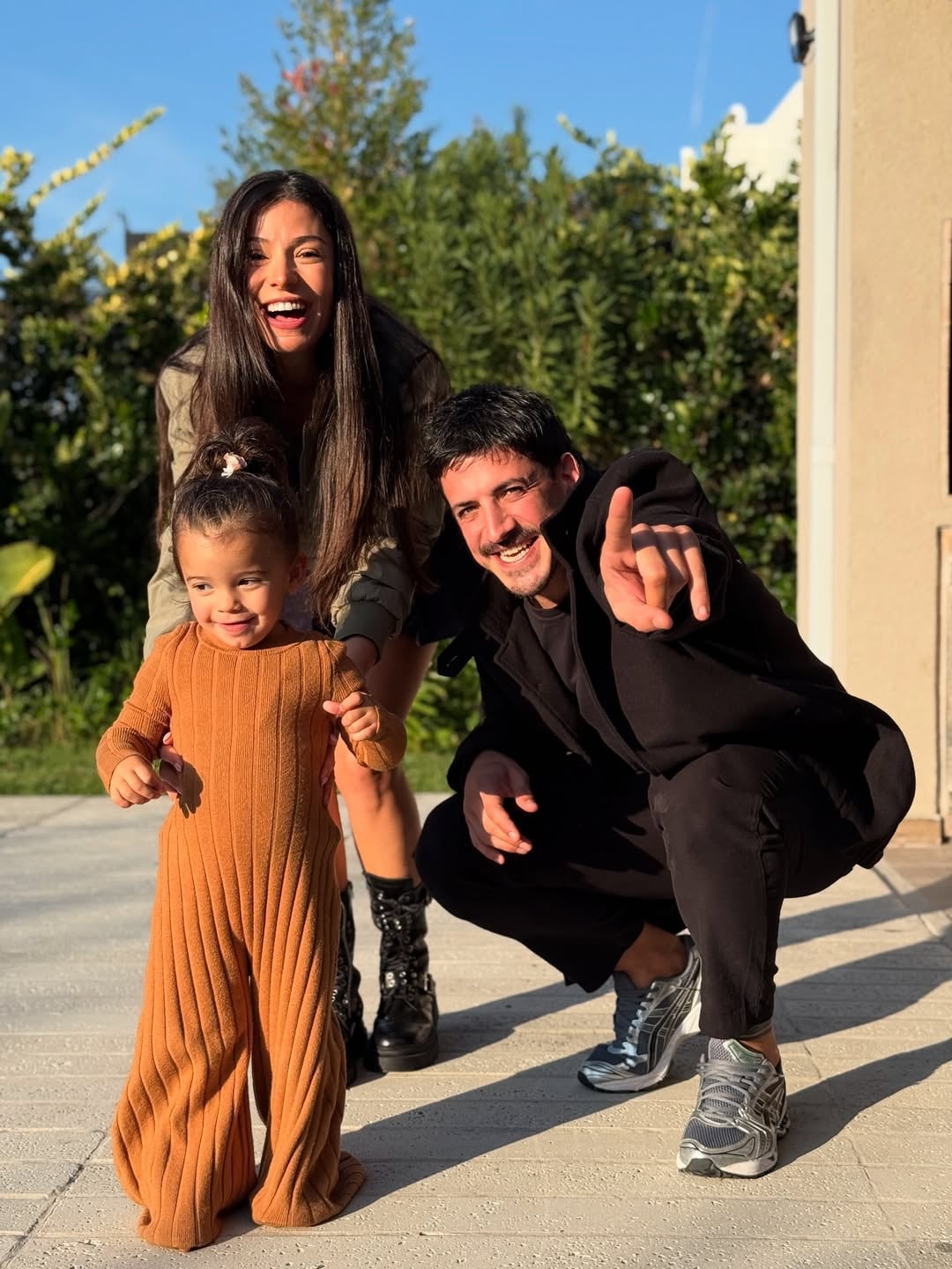 La China Ansa junto a su familia.