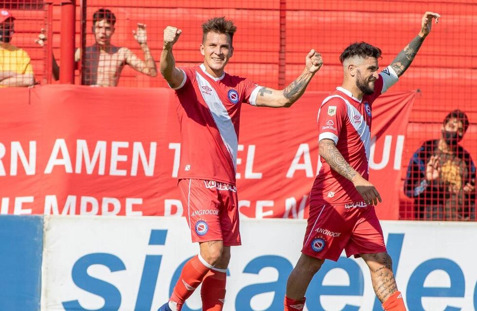 Colón de Santa Fe cayó 3 a 1 ante Argentinos Juniors